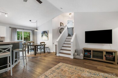 22-web-or-mls-3136 Roberts Way Holland-2