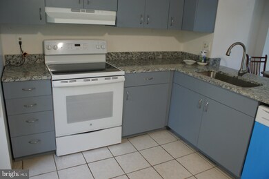 19474 Zinnia Cir, Germantown, MD 20876 - photo 4