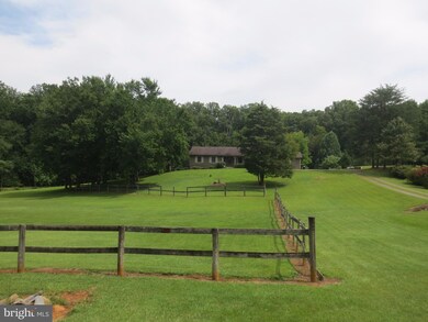 1380 Nelson Ln, Amissville, VA 20106 - photo 2