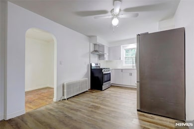 4-21 Saddle River Rd unit 2, Fair Lawn, NJ 07410 - photo 4