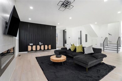 833 Humphries St SW, Atlanta, GA 30310 - photo 5