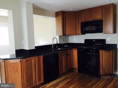 2812 Fort Dr, Alexandria, VA 22303 - photo 7