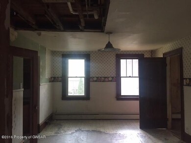 160 Buttermilk Rd, Falls, PA 18615 - photo 4