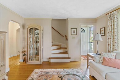 14 Massachusetts St, Cranston, RI 02920 - photo 5