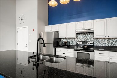 685 Social St unit 104, Woonsocket, RI 02895 - photo 4