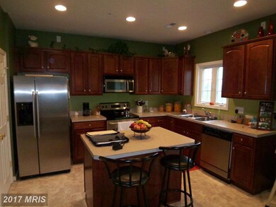 10349 Bridle Ct, Hagerstown, MD 21740 - photo 4