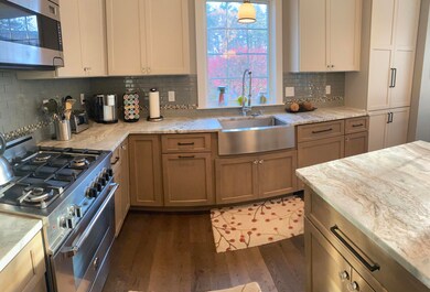 11 South St, Ogunquit, ME 03907 - photo 4