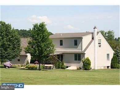 137 Irish Meetinghouse Rd, Perkasie, PA 18944 - photo 2