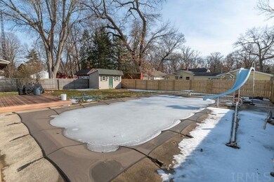 228 E Willow Dr, South Bend, IN 46637 - photo 4