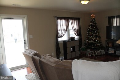 22760 Longmore St, Leonardtown, MD 20650 - photo 4