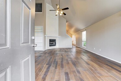 1405 SW 24th St, Oklahoma City, OK 73108 - photo 5