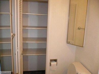 Master Bath/Spa.