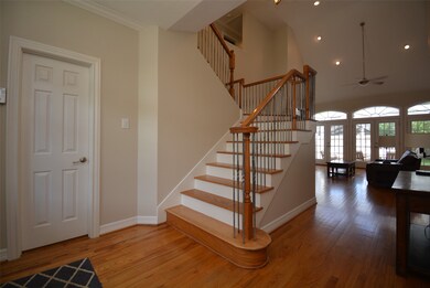 718 Sue Barnett Dr, Houston, TX 77018 - photo 6