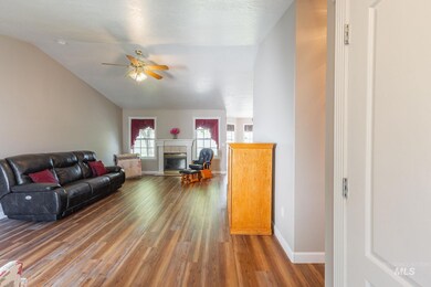 516 War Eagle Way, Nampa, ID 83686 - photo 4