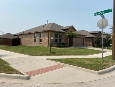 301 Lemon Mint Ln, Denton, TX 76210 - photo 3