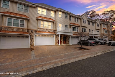 47 White Oak Ln, Matawan, NJ 07747 - photo 2