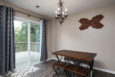 008-128_meadow_view_way_8_25_21-highrez.