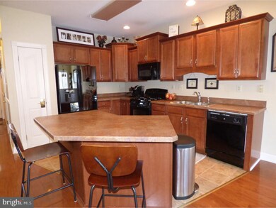 305 Bainbridge Ln, Lansdale, PA 19446 - photo 5