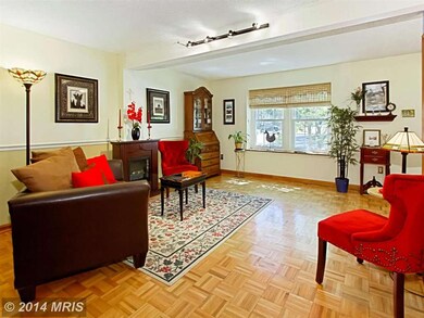 8695 Bent Arrow Ct, Springfield, VA 22153 - photo 5