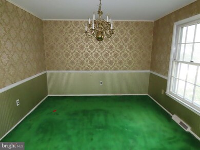 721 N Walnut Tree Ln, Claymont, DE 19703 - photo 5