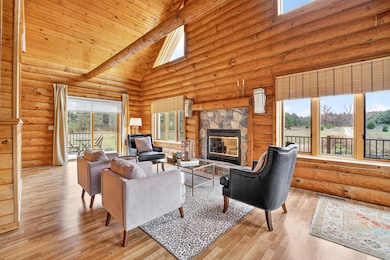 N9170 Pagel Rd, Iola, WI 54945 - photo 3