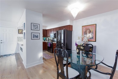 2725 S Nellis Blvd unit 2052, Las Vegas, NV 89121 - photo 7