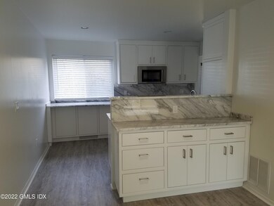 75 Cos Cob Ave unit 15, Cos Cob, CT 06807 - photo 7