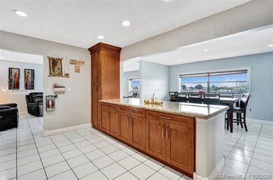 13261 SW 17th Ln unit 526, Miami, FL 33175 - photo 5