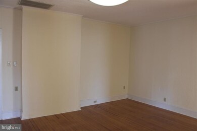 413 S Talbot St unit UPPER RIGHT, Saint Michaels, MD 21663 - photo 3