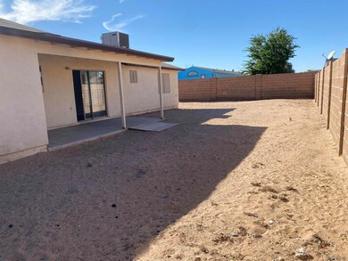 10466 S Typhoon Ave, Yuma, AZ 85365 - photo 5