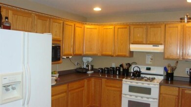 1364 Center Creek Dr, Crown Point, IN 46307 - photo 6