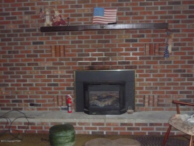 334 Mockingbird Ct, Pocono Mountain Lake Estates, PA 18324 - photo 7