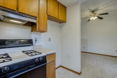 2243 Chelsa Cir, Redding, CA 96002 - photo 5