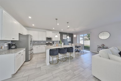 11630 Mandevilla View Way, Riverview, FL 33579 - photo 5