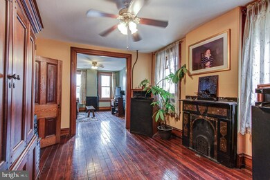 142 Chestnut St, Spring City, PA 19475 - photo 5