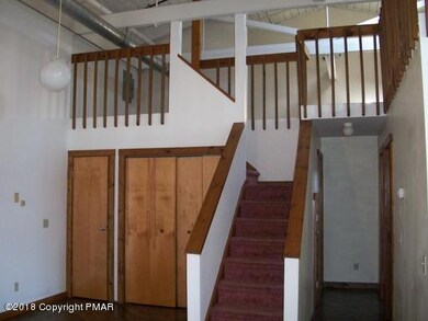 633 Mckinley St unit 103, Hazleton, PA 18201 - photo 2