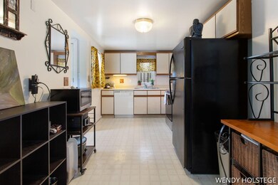 20-web-or-mls-799 W 26th St, Holland-20