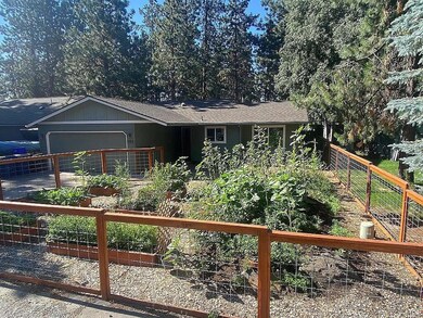 1953 SW Forest Ridge Ave, Bend, OR 97702 - photo 3