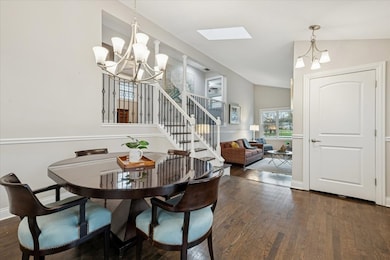 241 Glendale Rd, Glenview, IL 60025 - photo 4