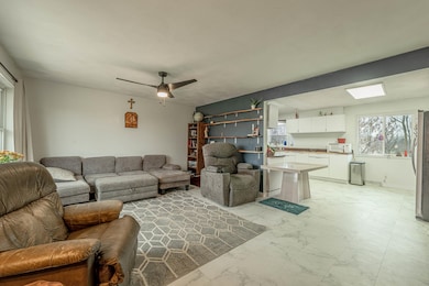 W5526 Rolling Acres Ln, Monroe, WI 53566 - photo 3