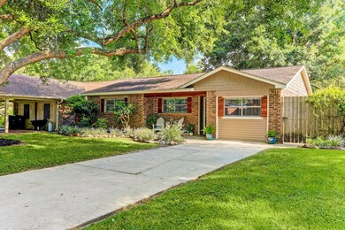 1719 Heather Ln, Alvin, TX 77511 - photo 2