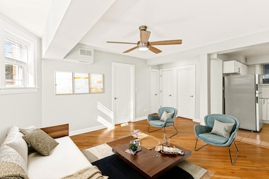 6353 W Raven St unit 1F, Chicago, IL 60646 - photo 6