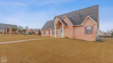 1201 Hemingway Cir, Jonesboro, AR 72401 - photo 3