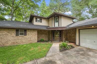 29611 E Hawthorne Dr, Spring, TX 77386 - photo 3