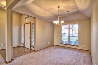 1009 Kelsi Dr, Moore, OK 73160 - photo 5