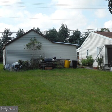 91 N 61st St, Harrisburg, PA 17111 - photo 4