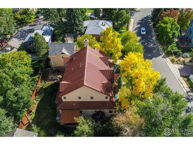carriage house