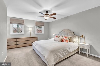 3037 Southern Elm Ct, Fairfax, VA 22031 - photo 5