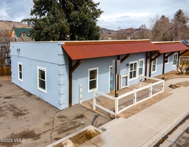300 First Street Unit B Exterior