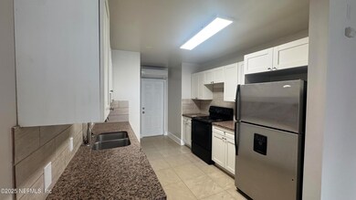 1052 Maynard St unit 1044, Jacksonville, FL 32208 - photo 2
